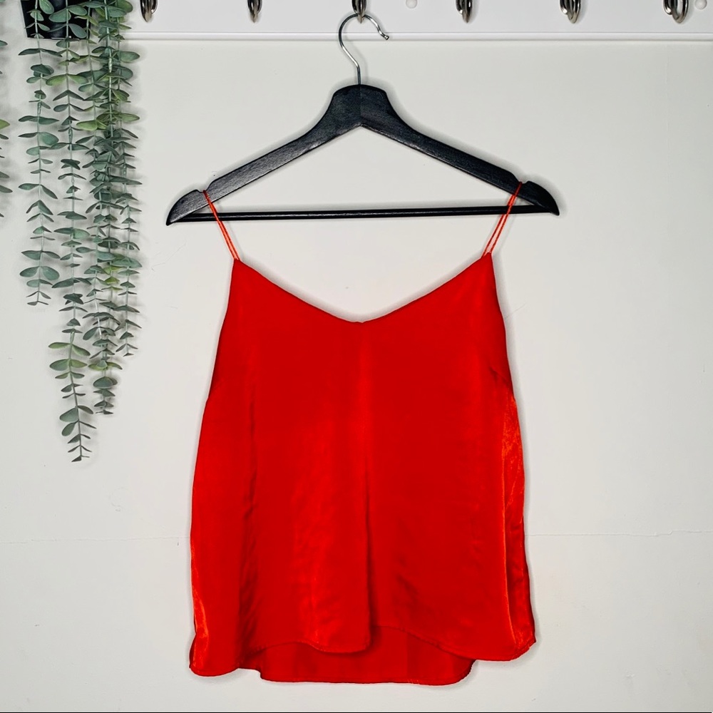 Spaghetti strap crop top in red